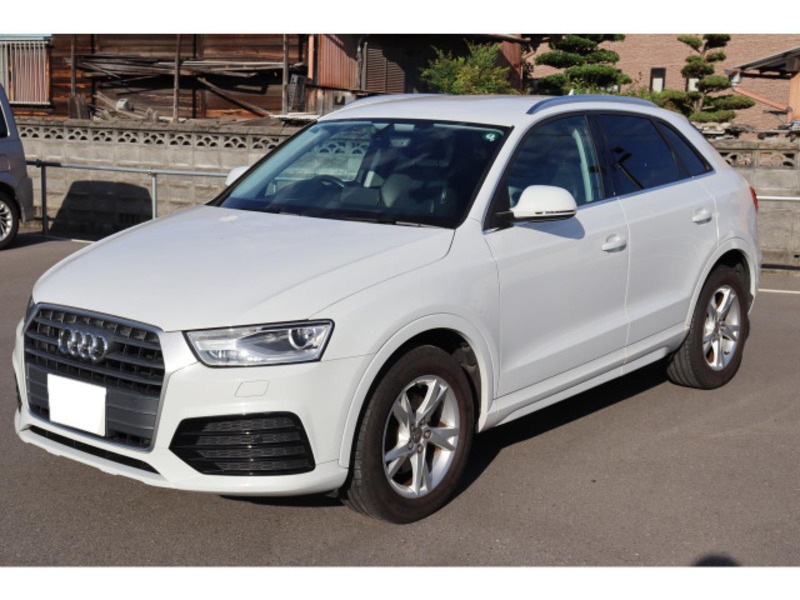 2017 AUDI Q3 8UCZD