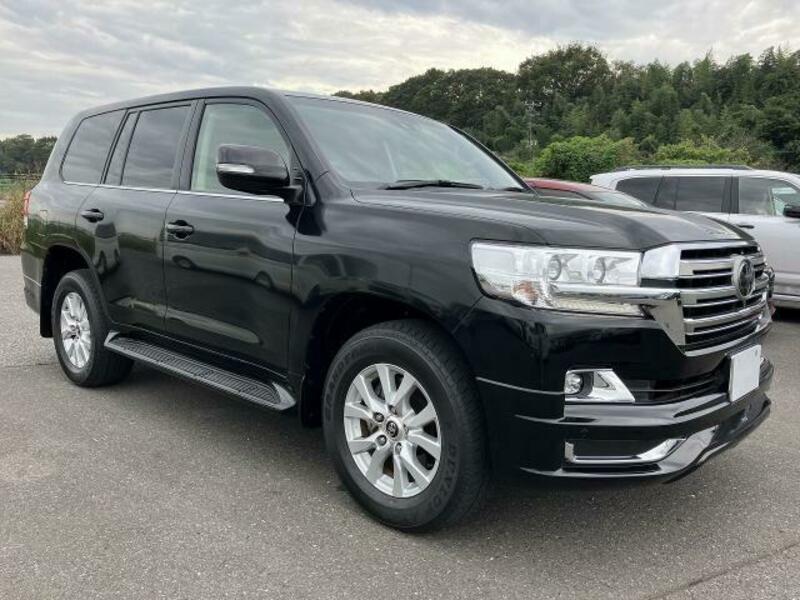 2018 TOYOTA LAND CRUISER CBA-URJ202W