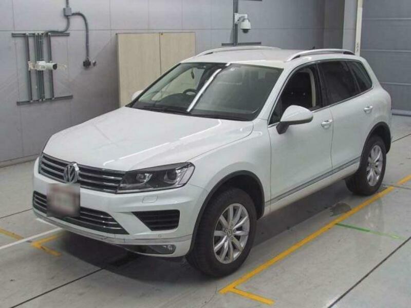 2015 VOLKSWAGEN TOUAREG DBA-7PCGRS