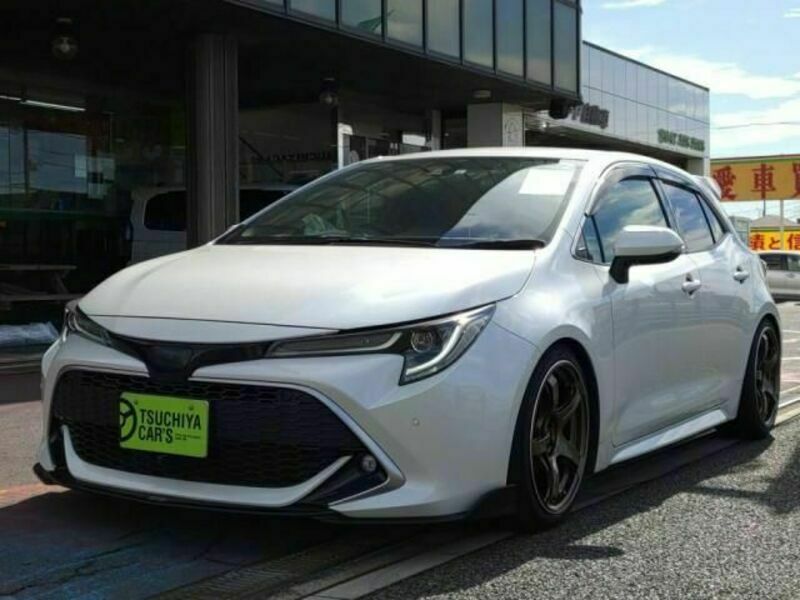 2019 TOYOTA COROLLA SPORT NRE210H