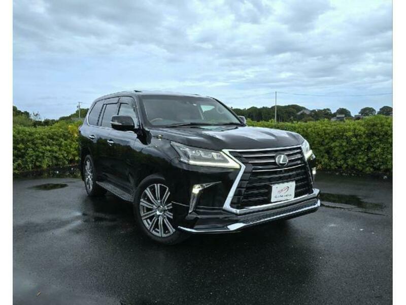 2015 LEXUS LX URJ201W