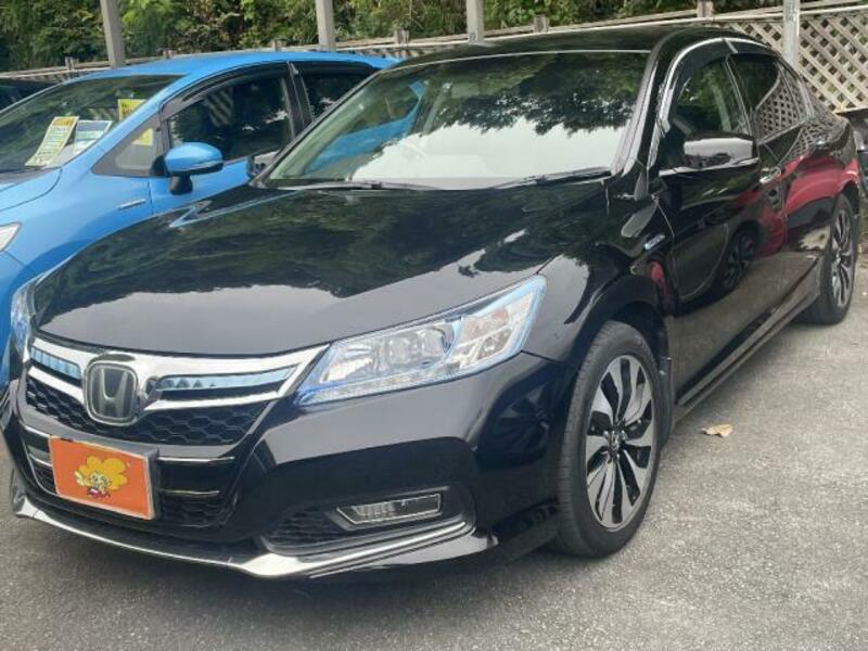 2013 HONDA ACCORD HYBRID DAA-CR6