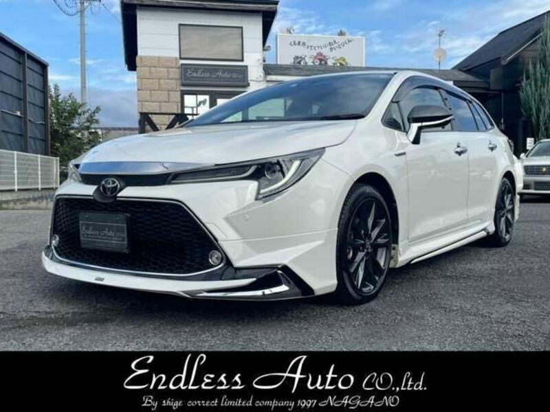 2020 TOYOTA COROLLA TOURING NRE210W