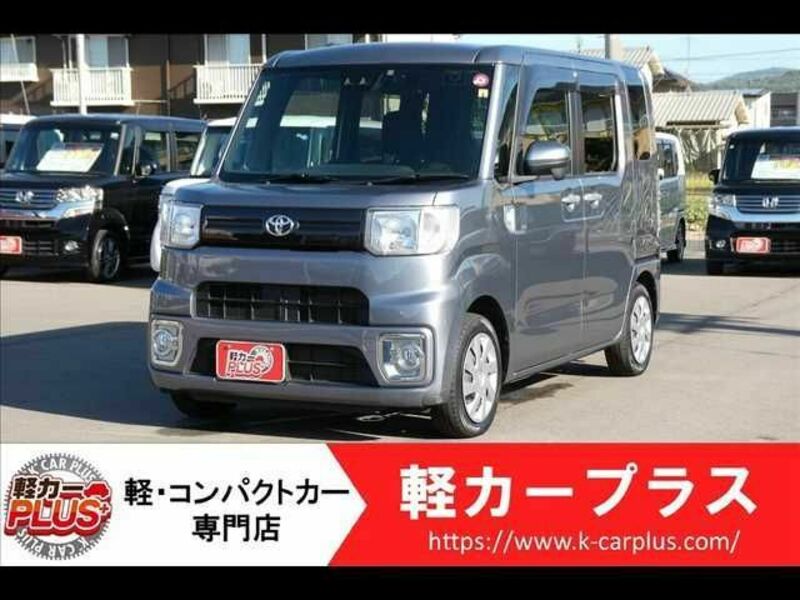 2021 TOYOTA PIXIS MEGA LA700A