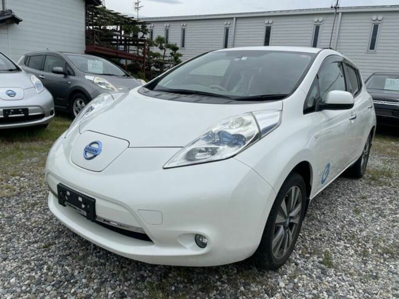 2013 NISSAN LEAF AZE0