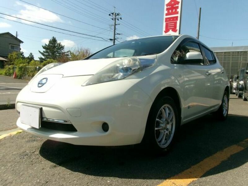 2011 NISSAN LEAF ZE0