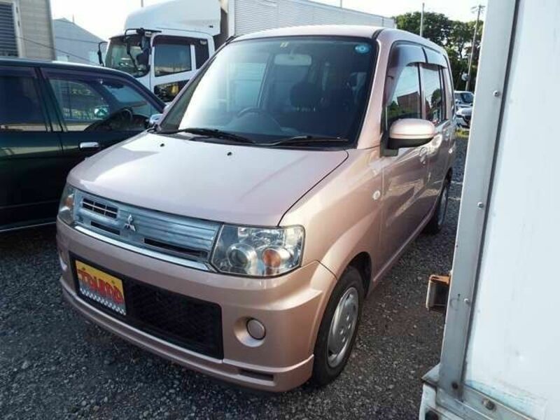 2010 MITSUBISHI TOPPO H82A