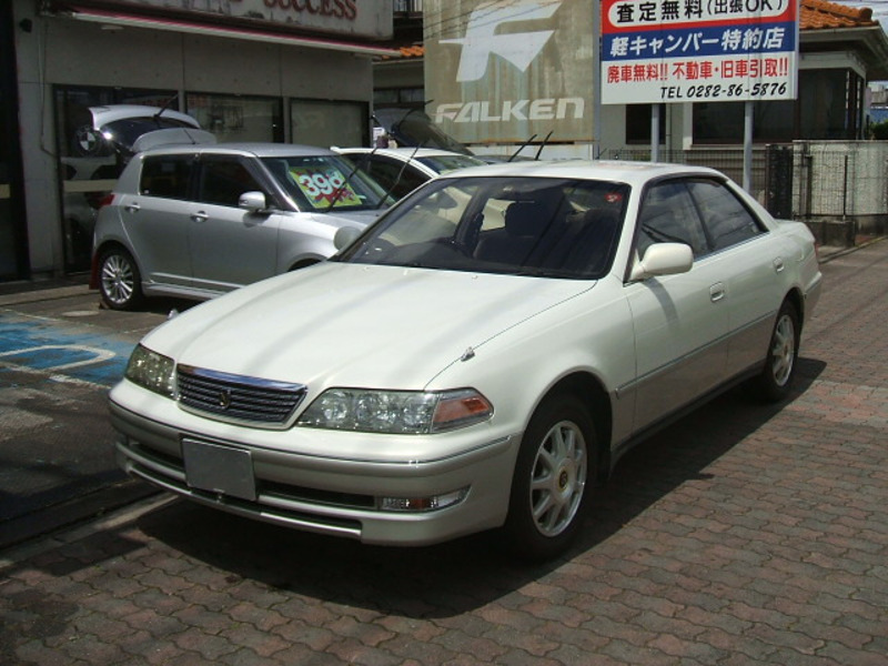 2000 TOYOTA MARK II GX100