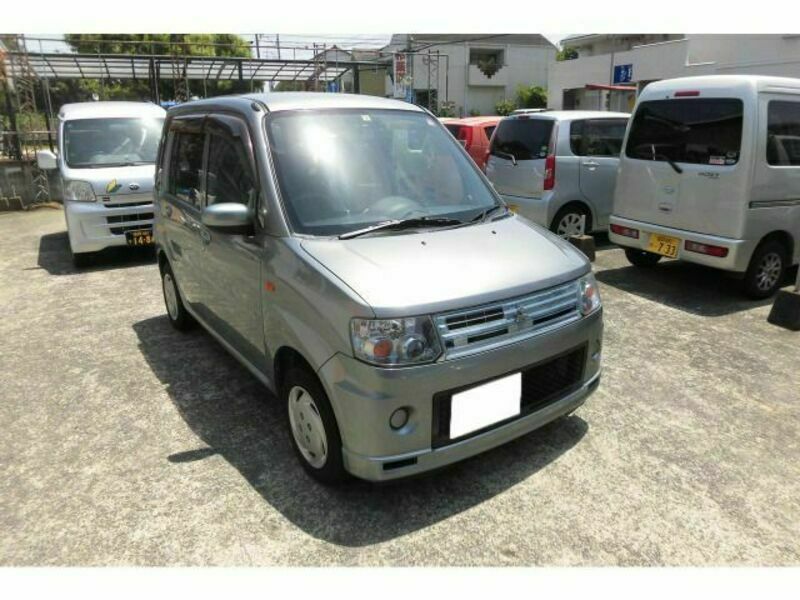 2012 MITSUBISHI TOPPO H82A