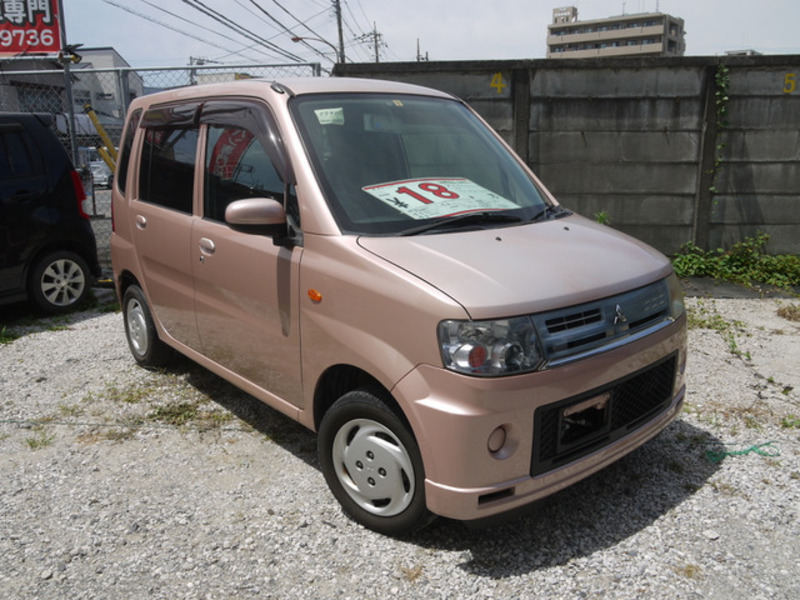 2011 MITSUBISHI TOPPO H82A