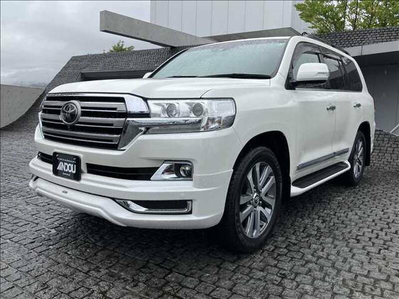 2019 TOYOTA LAND CRUISER URJ202W