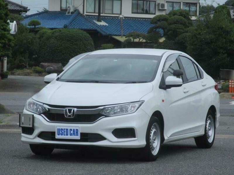 2020 HONDA GRACE DBA-GM6