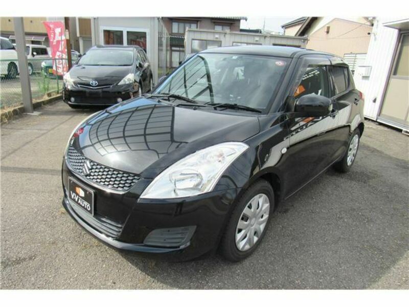 2011 SUZUKI SWIFT ZC72S