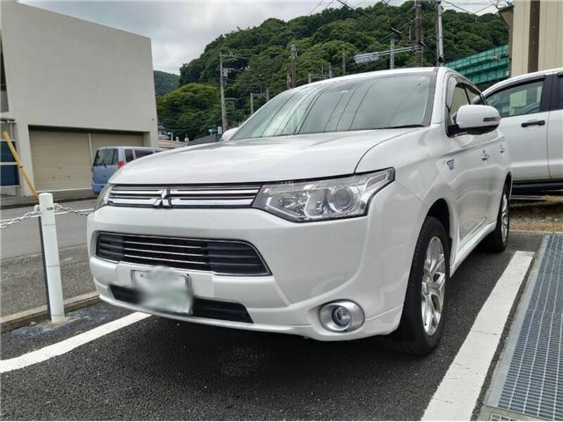 2014 MITSUBISHI OUTLANDER PHEV GG2W