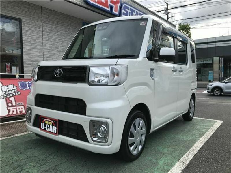 2019 TOYOTA PIXIS MEGA LA700A