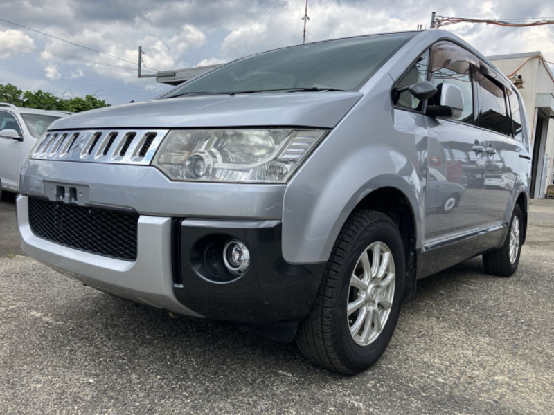 2011 MITSUBISHI DELICA D5 CV4W