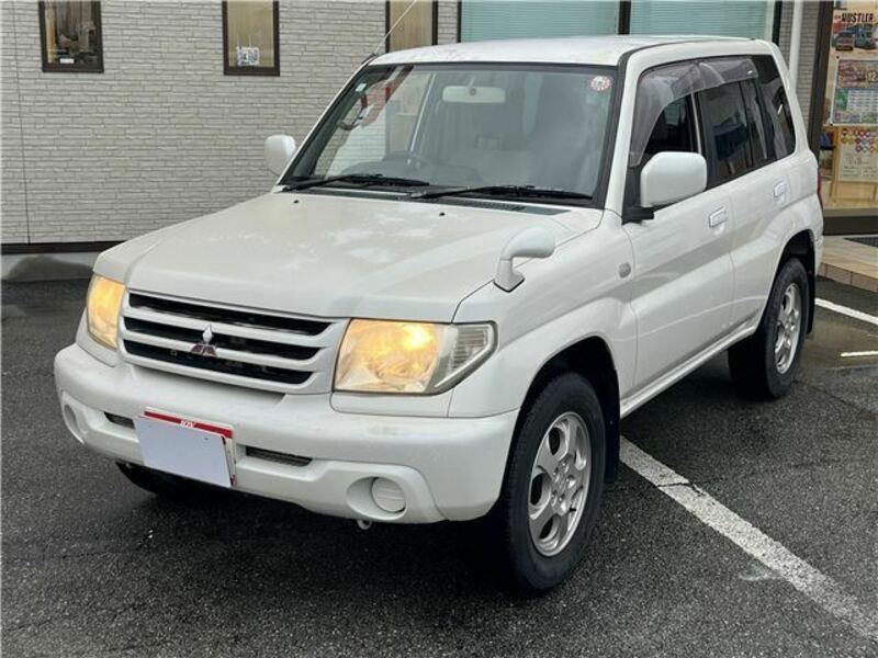 2004 MITSUBISHI PAJERO IO H77W