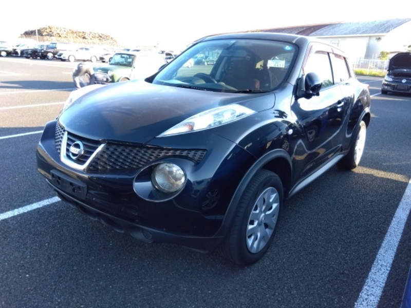 2011 NISSAN JUKE DBA-YF15Auction Grade=4??Grade??15RX TypeV??PS??PW??AAC??ABS??AB??PushStart??Smartkey