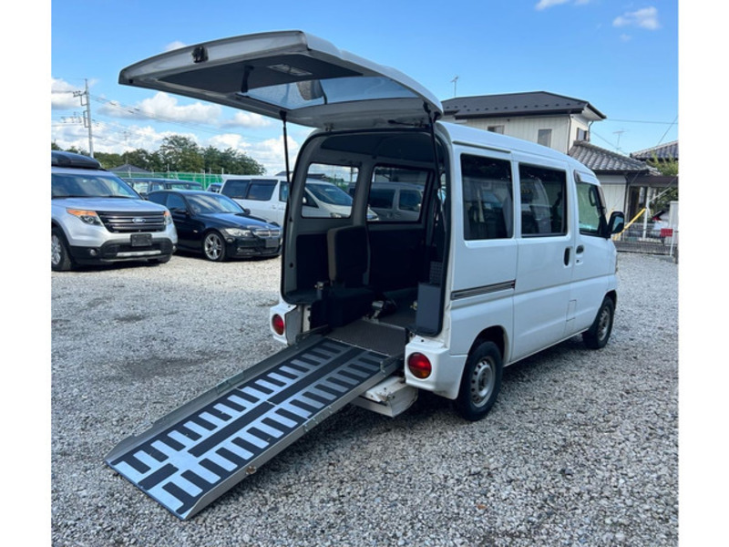 2005 MITSUBISHI MINICAB VAN U61V