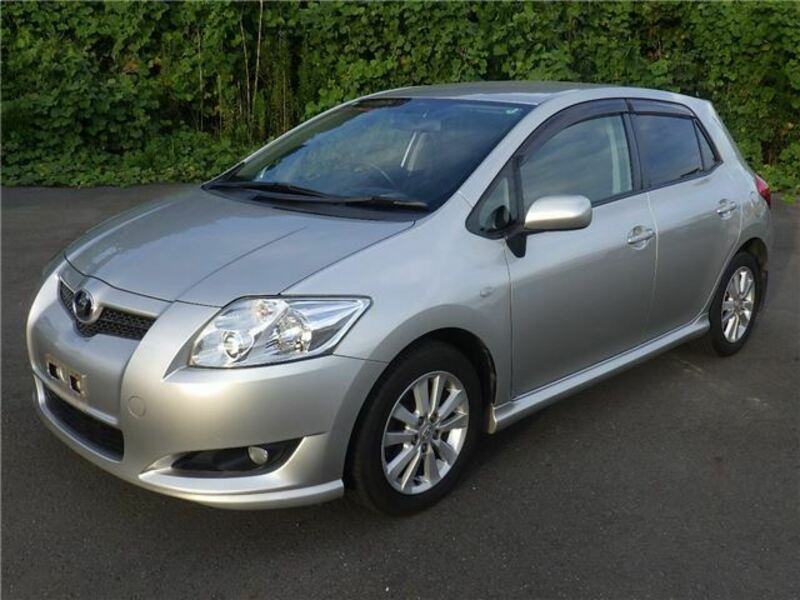 2006 TOYOTA AURIS ZRE152H