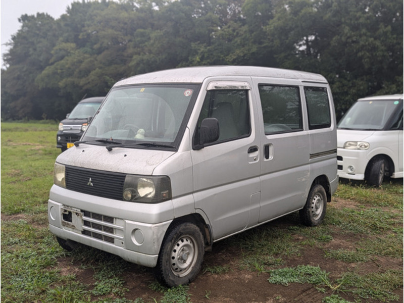 2002 MITSUBISHI MINICAB VAN U62V