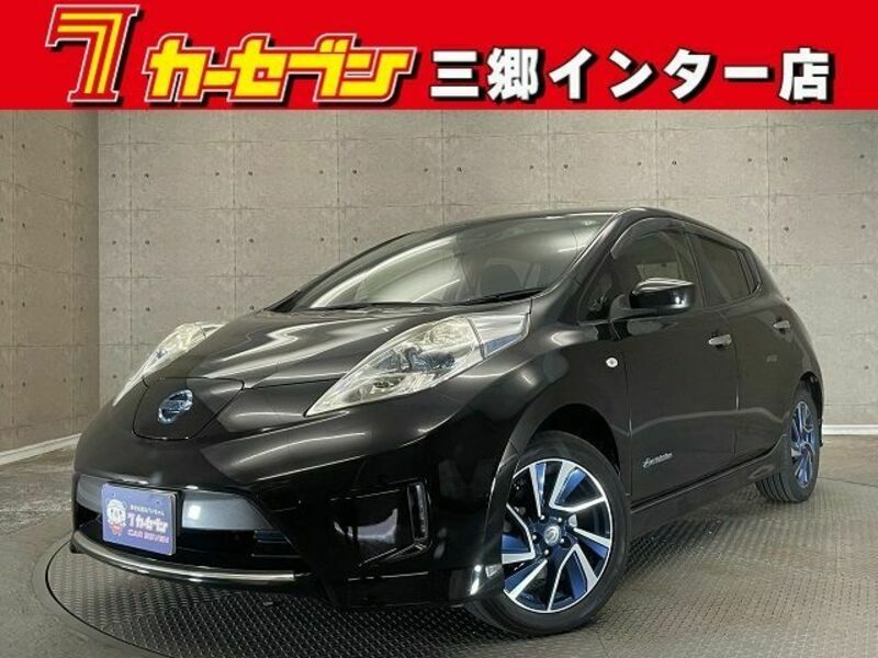 2017 NISSAN LEAF AZE0