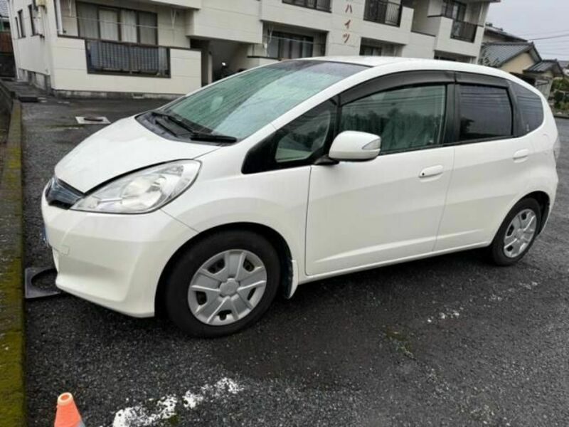 2010 HONDA FIT HYBRID GP1