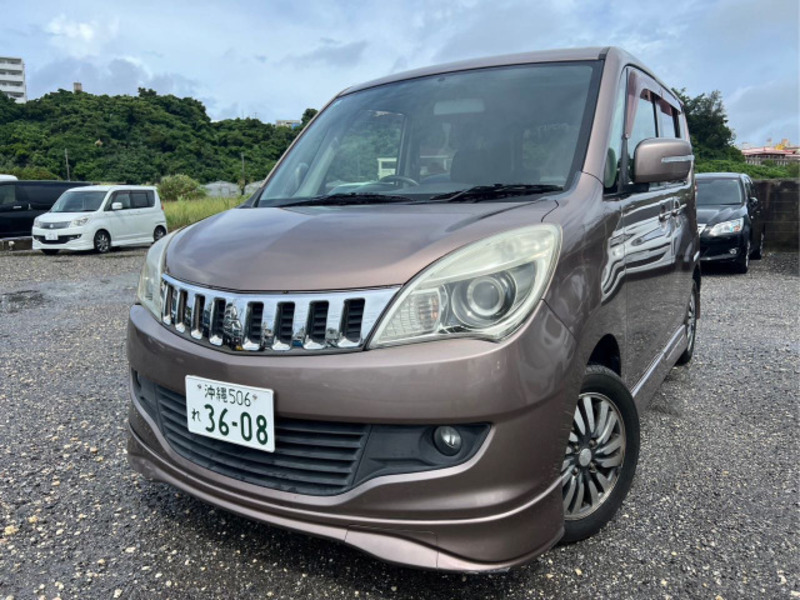 2011 MITSUBISHI DELICA D2 MB15S