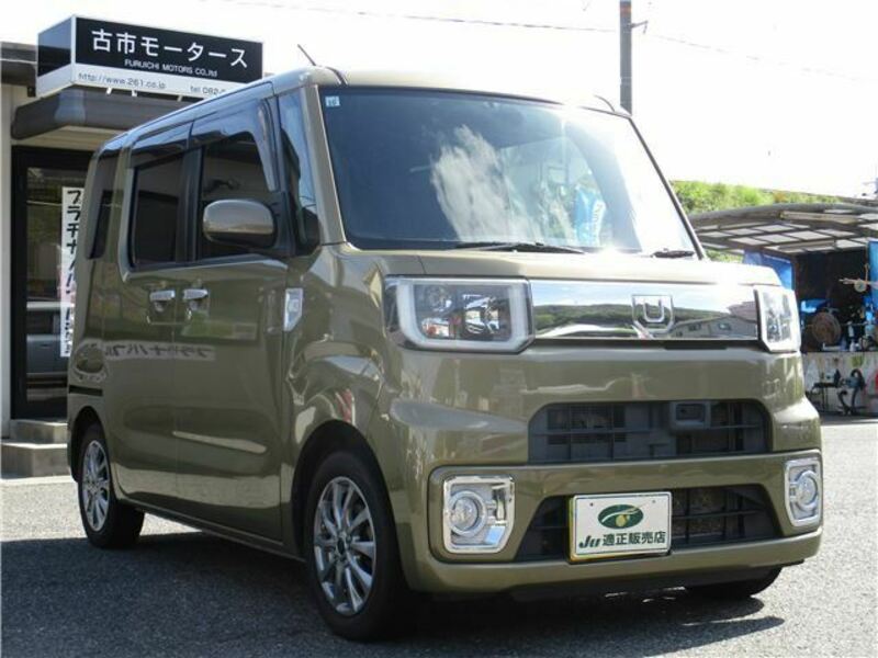 2015 DAIHATSU WAKE LA710S