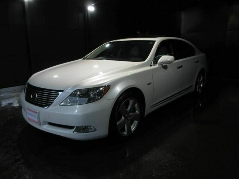 2006 LEXUS LS USF40