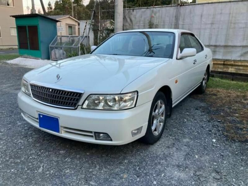 2002 NISSAN LAUREL GC35