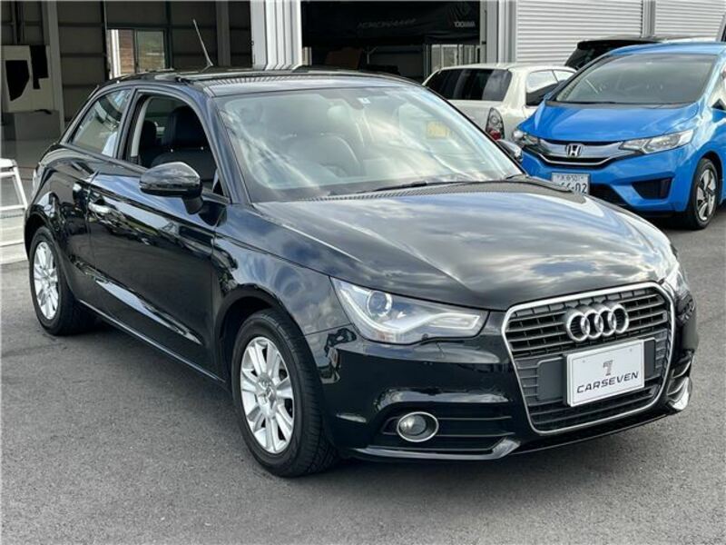 2011 AUDI A1 8XCAX