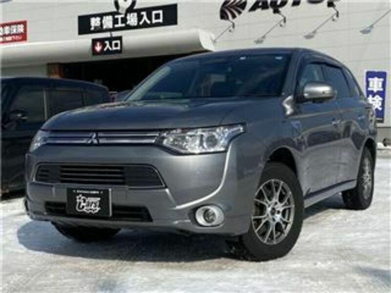 2013 MITSUBISHI OUTLANDER PHEV GG2W