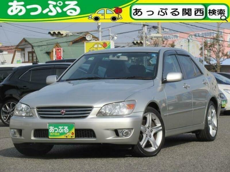 2001 TOYOTA ALTEZZA GF-SXE10