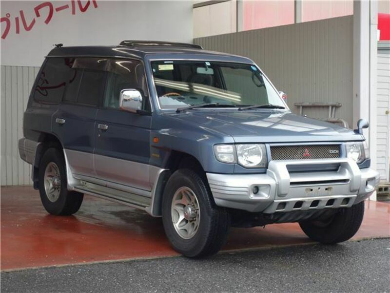 1997 MITSUBISHI PAJERO V45W